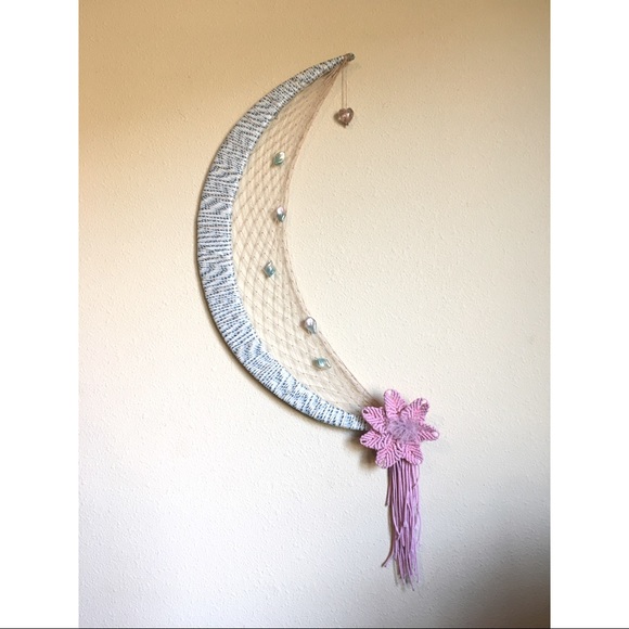 Moon flower macrame